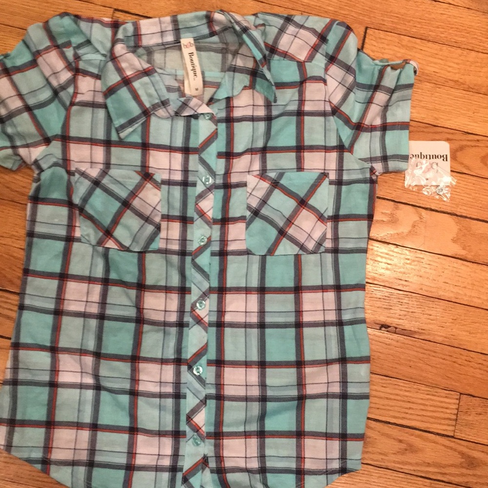 Short sleeve top